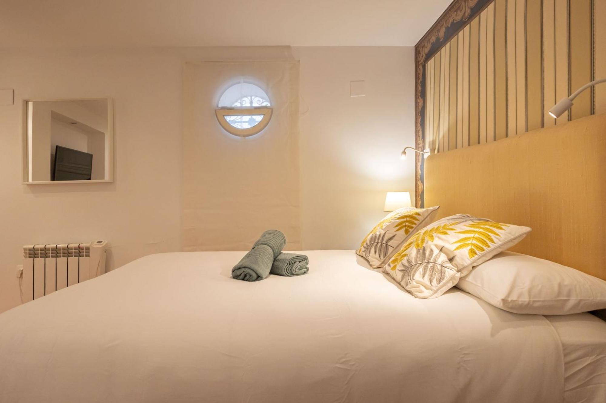 Charming 2 Bedroom Apartment At Plaza El Salvador By Ocityzen เซบีญา ภายนอก รูปภาพ
